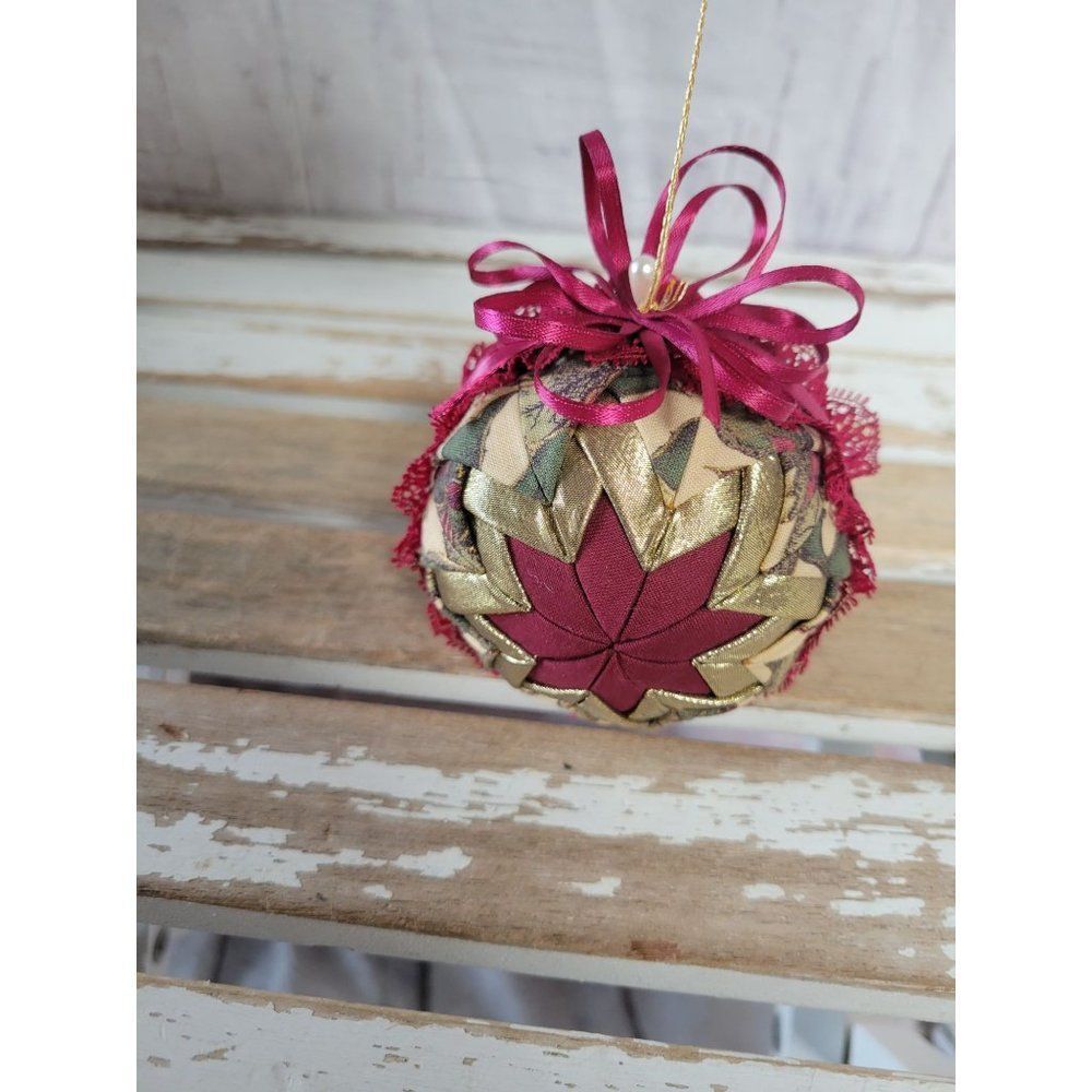 Handmade knit ball maroon Green country ornament Xmas tree home decor vintage